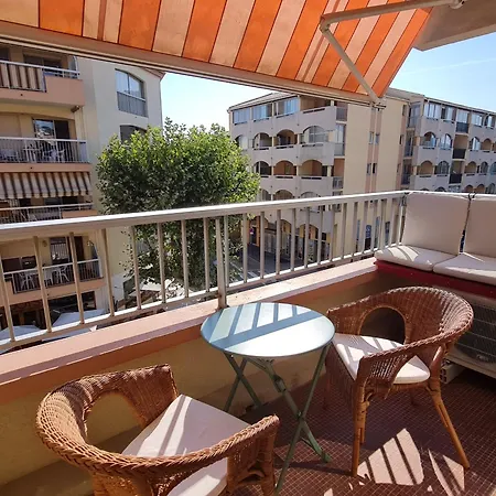 Climatise 2p Avec Garage, Balcon, Centre-ville, 50m Plage, - Fr-1-780-36 *