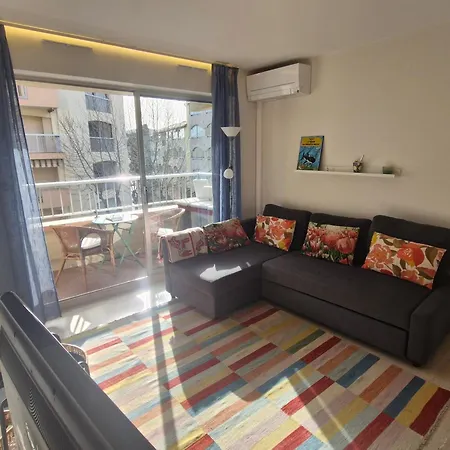 Climatise 2p Avec Garage, Balcon, Centre-ville, 50m Plage, - Fr-1-780-36 Sainte-Maxime
