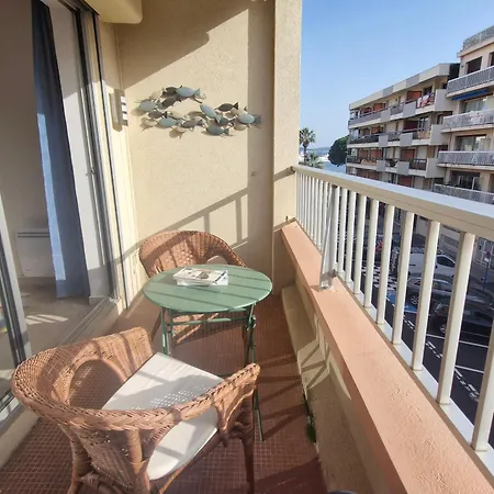 Climatise 2p Avec Garage, Balcon, Centre-ville, 50m Plage, - Fr-1-780-36 Sainte-Maxime