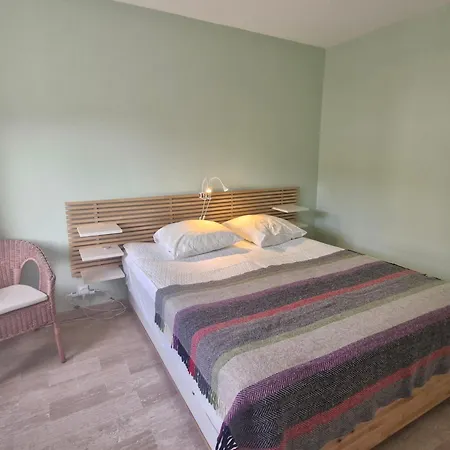 Climatise 2p Avec Garage, Balcon, Centre-ville, 50m Plage, - Fr-1-780-36 *
