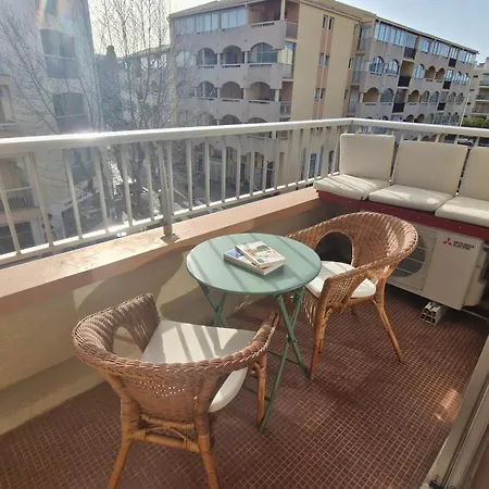 Climatise 2p Avec Garage, Balcon, Centre-ville, 50m Plage, - Fr-1-780-36